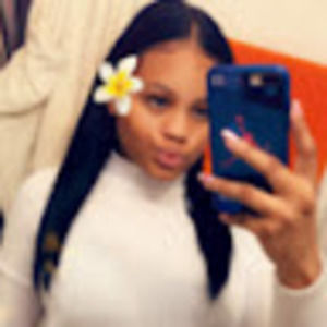 Meet your Posher, Naysse